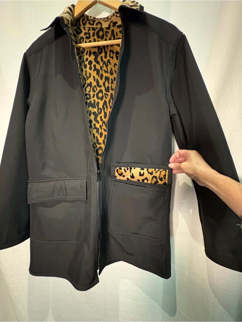 EUC 2010 Leopard Print/Black Women's Reversible Coat - Black Trim - Picture 3 of 7